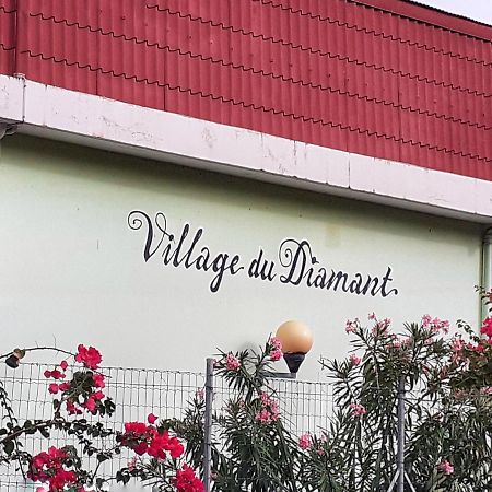 Superbe studio, à 20 mètres de la plage, accès direct Grande Plage Diamant Le Diamant Exterior foto