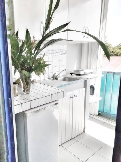 Superbe studio, à 20 mètres de la plage, accès direct Grande Plage Diamant Le Diamant Exterior foto